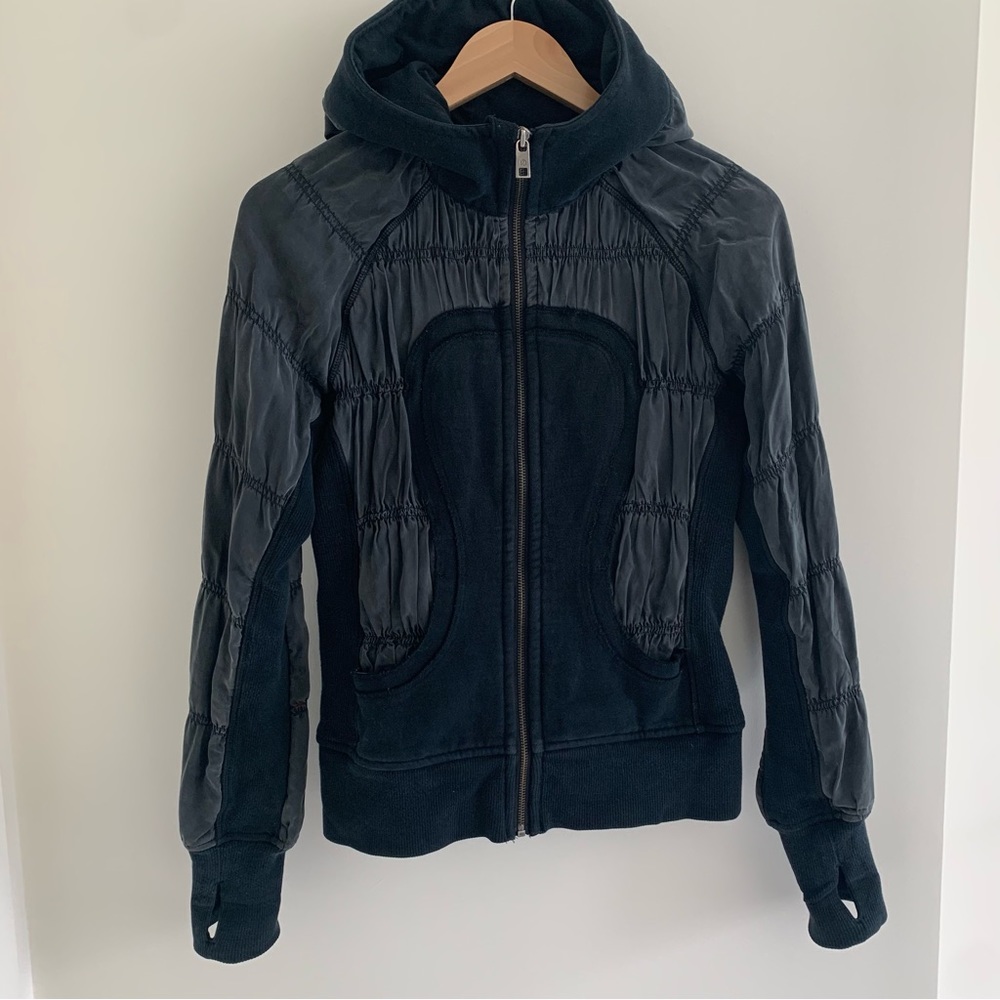 LULULEMON special-edition scuba hoodie, grey/black